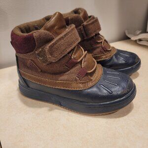 Carter's toddler boots